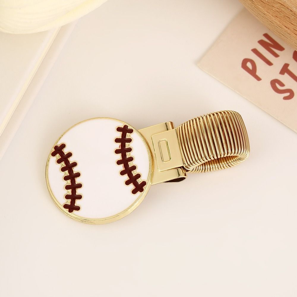 Sports Equipment In School - حامل أقلام معدني إبداعي بتصميم كرتوني