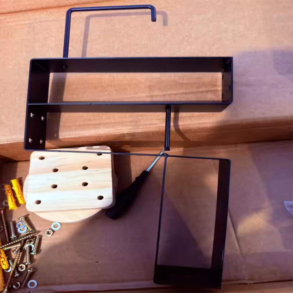 حامل خشبي لخوذة الدراجات النار - مراجعة Sports Equipment Organizer Rack وسعره